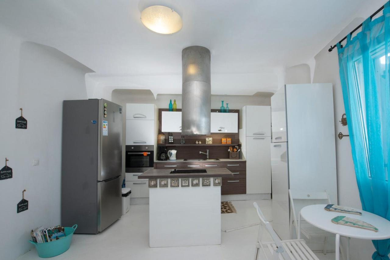 Villa Merhia Seaview Oasis With Pool & Hot Tub 外观 照片